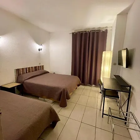 Hotel Alexander